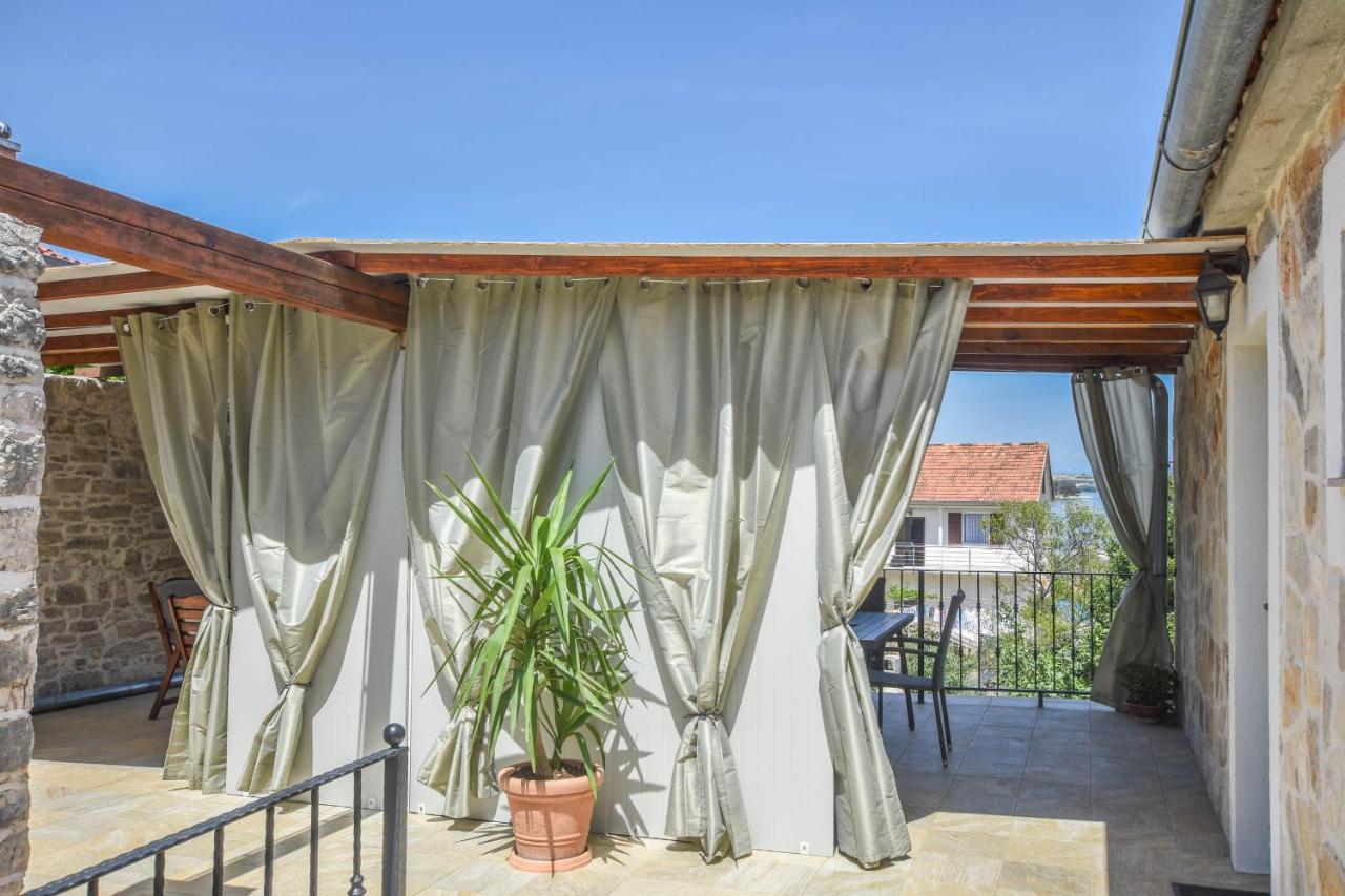 Apartments Tarragon Ugrinici Exterior foto